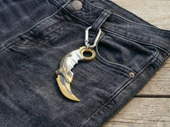 Champion 2021 Karambit keychain