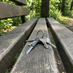 Xenohunter Knife keychain