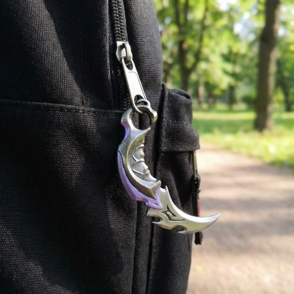 Reaver Karambit Keychain